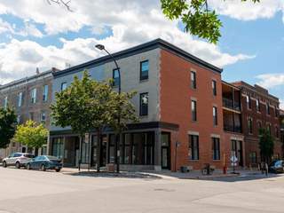 Room share / 5 rooms apartment · 1900 m², Montréal, Rue Sainte-Catherine Est