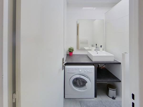 Colocation / Appartement 6 pièces de 110 m², Lyon, Route de Vienne / Photo 2