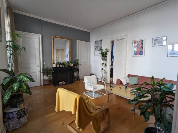 Colocation / Appartement 6 pièces de 120 m², Besançon, Rue d'Anvers / Photo 7
