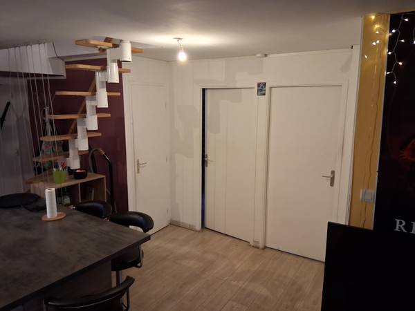 Colocation / Appartement 4 pièces de 63 m², Dijon, Rue du Transvaal / Photo 2