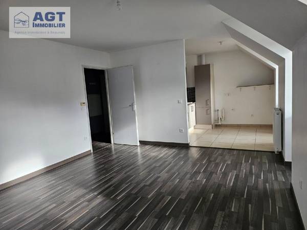Location / Appartement 3 pièces de 61 m², Amiens, Allée des Capucines / Photo 2