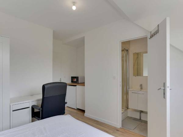Coliving / Maison 10 pièces de 200 m², Rennes, Rue de Saint-Malo / Photo 2