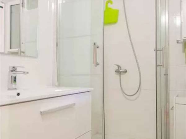 Colocation / Appartement 4 pièces de 67 m², Nice, Rue Auguste Renoir / Photo 11
