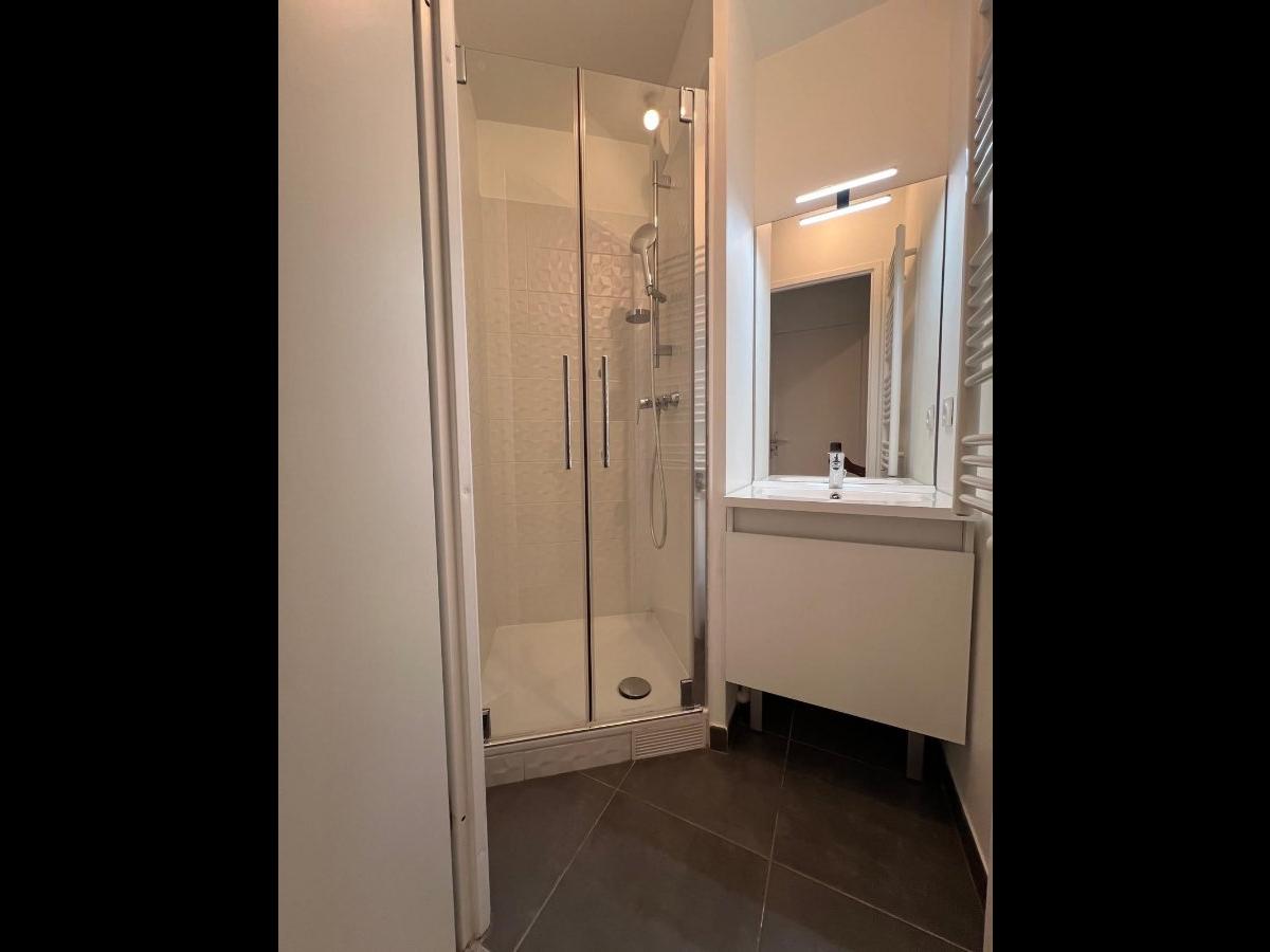 Appartement 6 pièces de 90 m² à Bezons | Colocation | 610€/mois photo 3