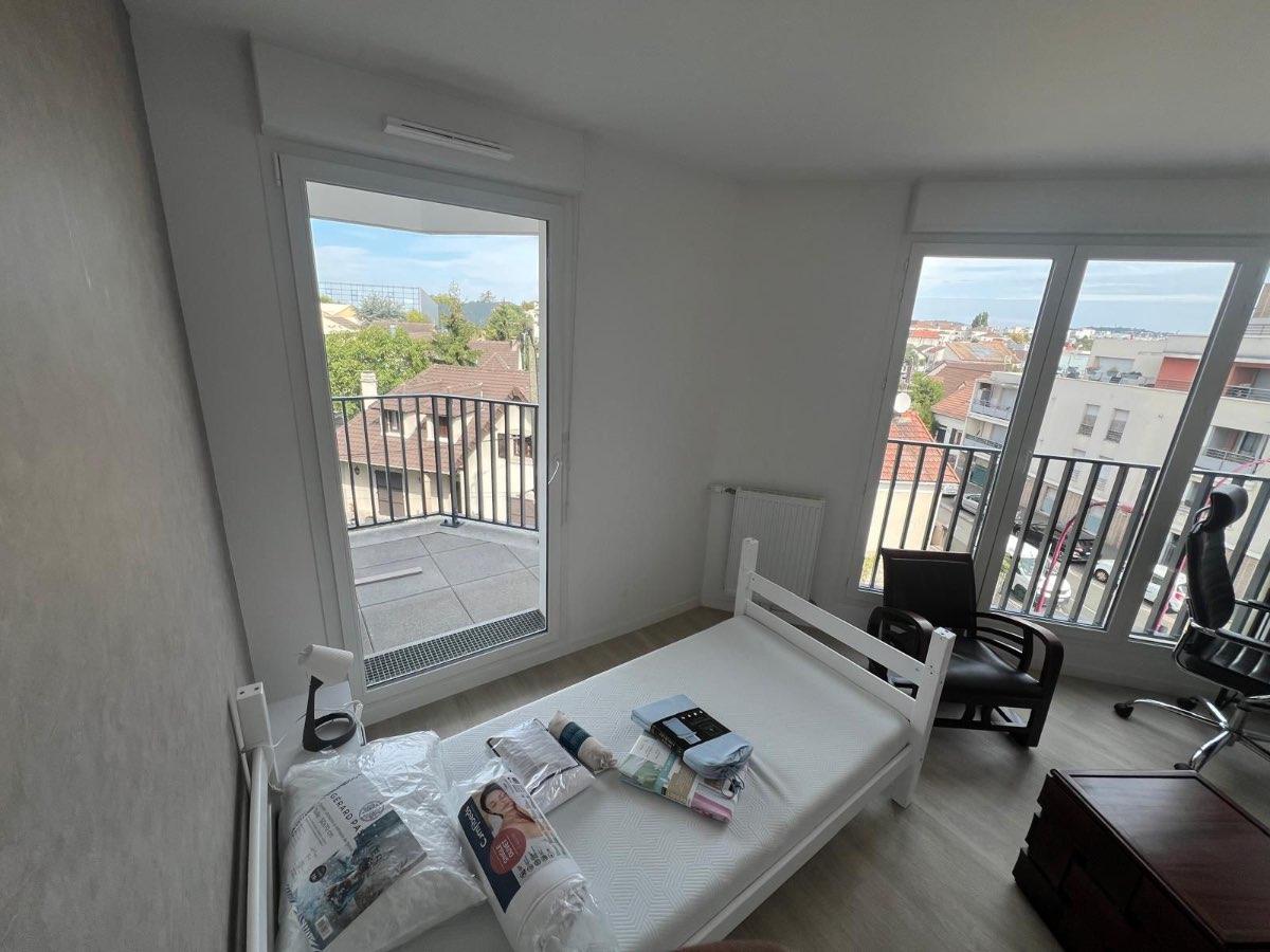 Appartement 6 pièces de 90 m² à Bezons | Colocation | 610€/mois photo 2