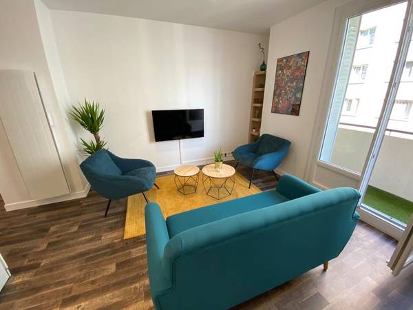 Colocation / Appartement 4 pièces de 65 m², Grenoble, Boulevard Joseph Vallier / Photo 2