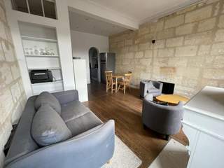 Location / Appartement 4 pièces de 65 m², Bordeaux, Cours de la Somme