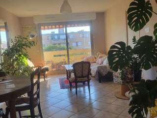 Room share / 5 rooms apartment · 90 m², Marseille