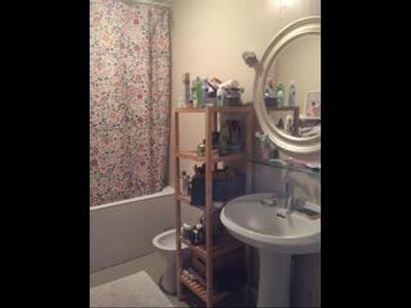 Colocation / Appartement 5 pièces de 90 m², Marseille / Photo 2