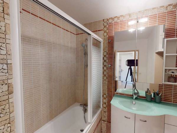 Colocation / Appartement 6 pièces de 85 m², Nanterre, Rue Salvador Allende / Photo 9