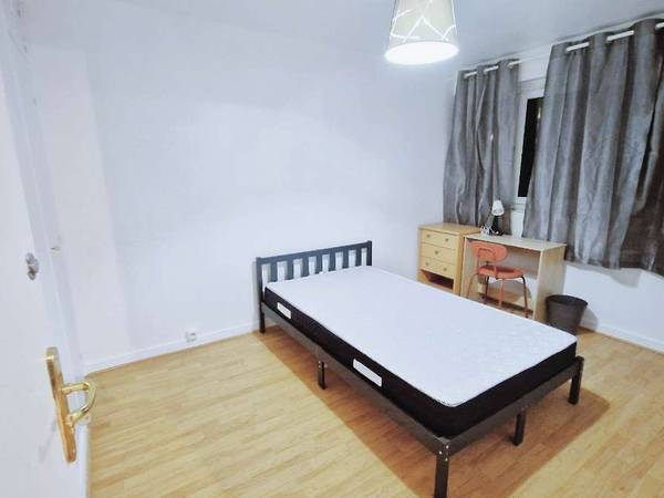 Colocation / Appartement 3 pièces de 60 m², Massy, Rue du Périgord / Photo 5