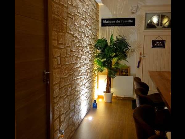 Chambre chez l'habitant / Maison 7 pièces de 120 m², Reims, Rue de la 12e Escadre d'Aviation / Photo 8