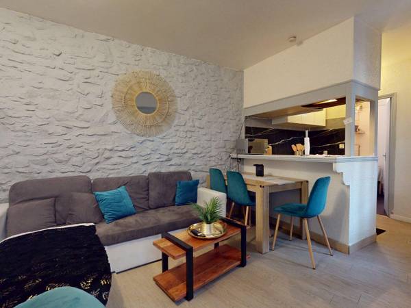 Location / Appartement 2 pièces de 29 m², Nîmes, C Rue Henri Iv / Photo 2