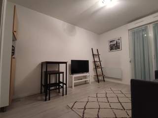 Location / Studio, Metz