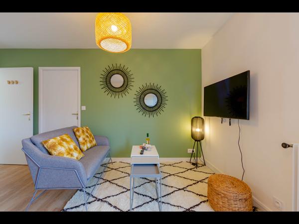 Colocation / Appartement 6 pièces de 95 m², Rennes, Rue Frédéric Mistral / Photo 2