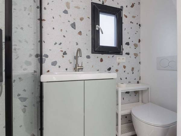 Colocation / Appartement 2 pièces de 15 m², Bruxelles, Rue des Confédérés / Photo 8