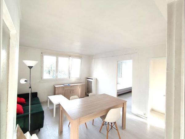Colocation / Appartement 4 pièces de 64 m², Aubervilliers, Rue des Cités / Photo 2