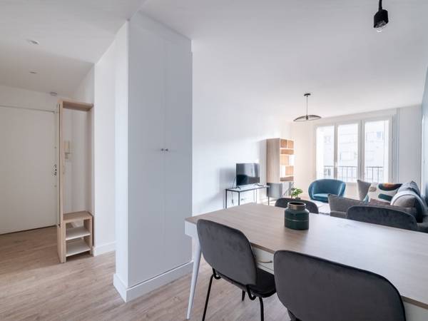 Colocation / Appartement 4 pièces de 67 m², Antony, Rue de la Méditerranée / Photo 2