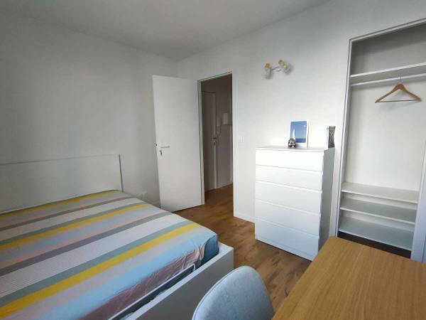 Colocation / Appartement 4 pièces de 62 m², La Rochelle, Rue du Docteur Calmette / Photo 16