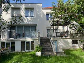 Room share / 10 rooms house · 250 m², Créteil, Rue du General Lacharriere