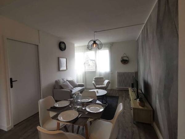 Colocation / Appartement 4 pièces de 65 m², Tours, Rue des Lys / Photo 2
