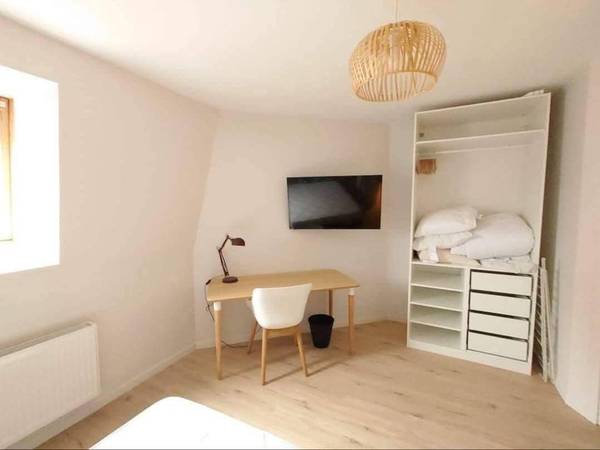 Rental / 10-bedroom house · 220 m², Lille, Rue du Marais de Lomme / Photo 2