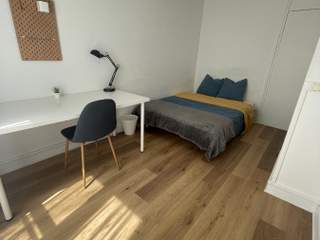 Flatsharing, 4-bedroom flat , Massy
