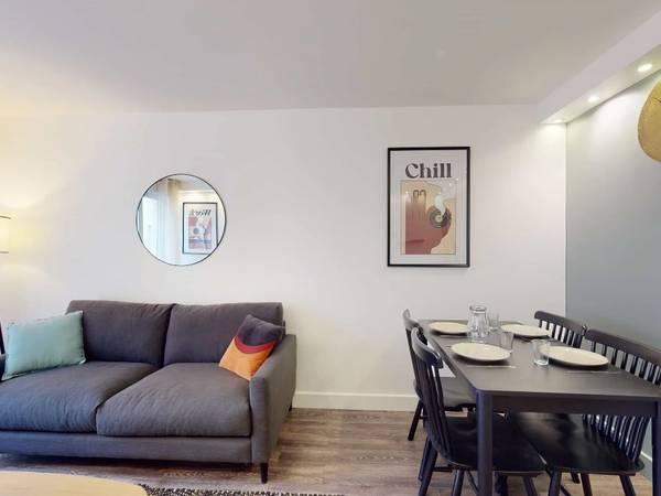 Colocation / Appartement 5 pièces de 100 m², Saint-Ouen-sur-Seine, Rue du Landy / Photo 2