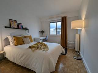 Room share / 4 rooms apartment · 93 m², Paris, Rue Blomet