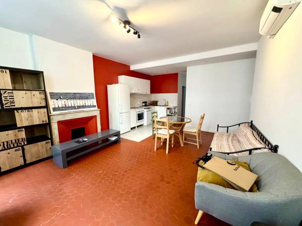 Colocation / Appartement 3 pièces de 75 m², Marseille, Rue de l'Academie / Photo 2