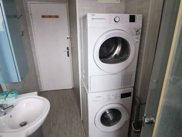 Colocation / Appartement 5 pièces de 76 m², Laval, Avenue Chanzy / Photo 2