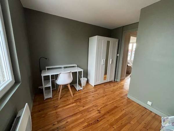 Flatsharing / 5-bedroom flat · 79 m², Lyon, Avenue Général Frère / Photo 8