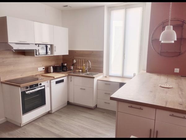 Colocation / Appartement 6 pièces de 100 m², Béziers, Place Pierre Semard / Photo 2