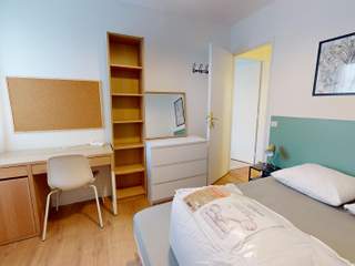Colocation / Appartement 5 pièces de 104 m², Lyon, Rue des Trois Pierres