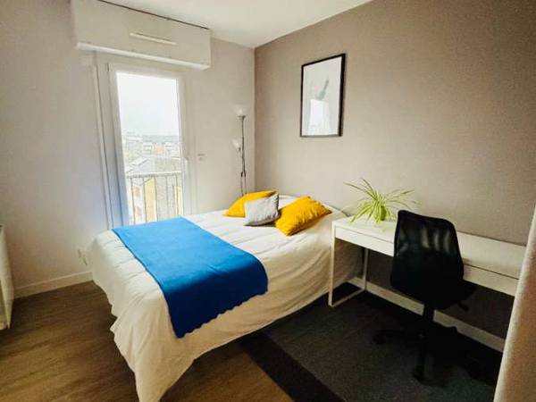 Colocation / Appartement 4 pièces de 81 m², Rouen / Photo 2