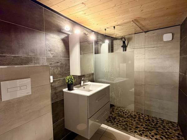 Location / Appartement 2 pièces de 32 m², Lyon, Rue Burdeau / Photo 2