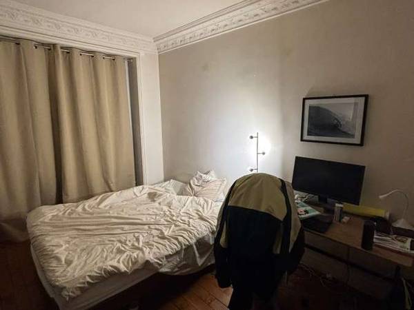 Colocation / Appartement 3 pièces de 52 m², Paris, Rue Léon Delhomme / Photo 2