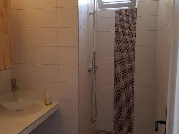 Colocation / Appartement 4 pièces de 67 m², Colombes, Rue des Côtes D’Auty / Photo 7