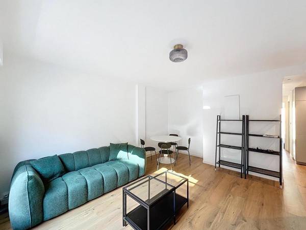 Colocation / Appartement 4 pièces de 69 m², Marseille, Rampe Saint-Maurice / Photo 2