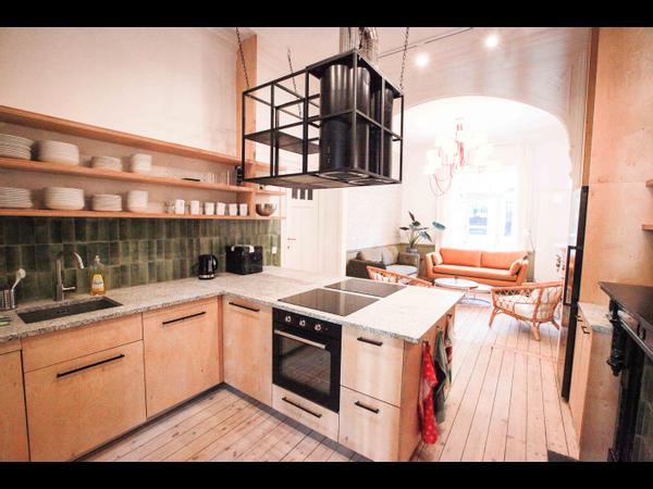 Colocation / Maison 10 pièces de 270 m², Schaerbeek, Avenue Milcamps / Photo 2