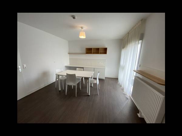 Location / Résidence 2 pièces de 43 m², Le Mans, 19 Rue de la Presle / Photo 2
