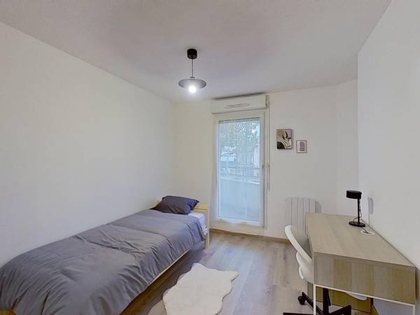 Colocation / Appartement 4 pièces de 70 m², Rouen, Avenue de Caen / Photo 2