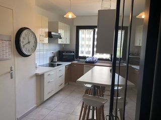 Flatsharing / 5-bedroom flat · 71 m², Marseille, Avenue Jules Cantini