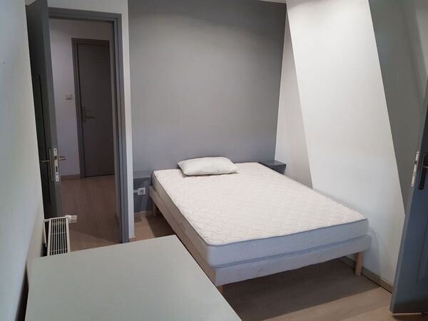 Chambre chez l'habitant / Maison 6 pièces de 140 m², Roubaix, Rue Jean Moulin / Photo 2