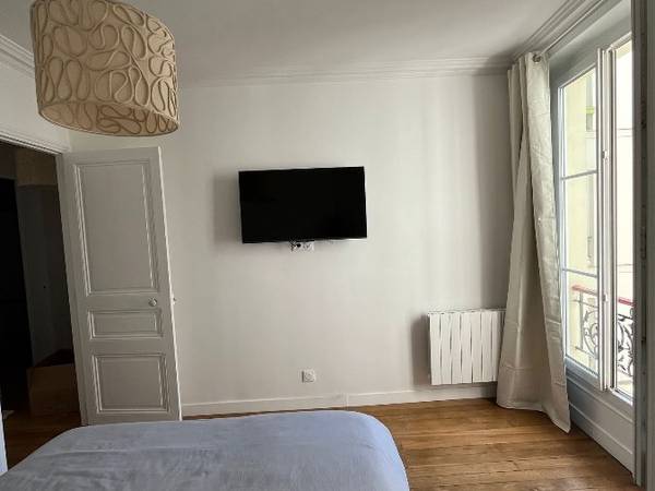 Colocation / Appartement 4 pièces de 60 m², Levallois-Perret, Rue Aristide Briand / Photo 2
