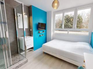 Colocation / Appartement 6 pièces de 76 m², Bron, Rue du Parc