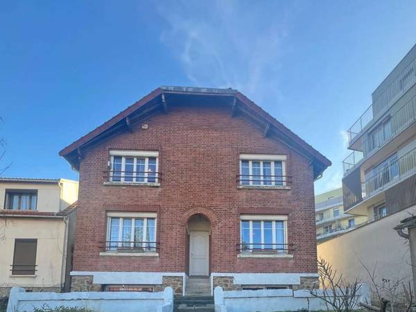 Colocation / Maison 7 pièces de 208 m², Romainville, Place Carnot / Photo 4