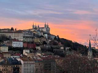 Sous-location / Appartement 6 pièces de 120 m², Lyon, Quai Maréchal Joffre
