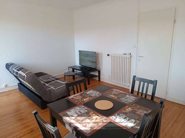 Colocation / Appartement 4 pièces de 68 m², Toulouse, Avenue des Mazades / Photo 2