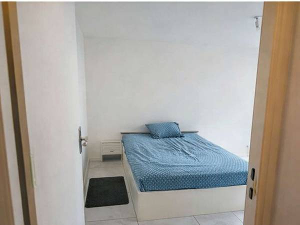 Colocation / Appartement 3 pièces de 60 m², Nanterre, Allée René Laennec / Photo 2